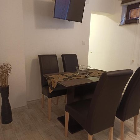 Studio Apartments Una Korenica Luaran gambar