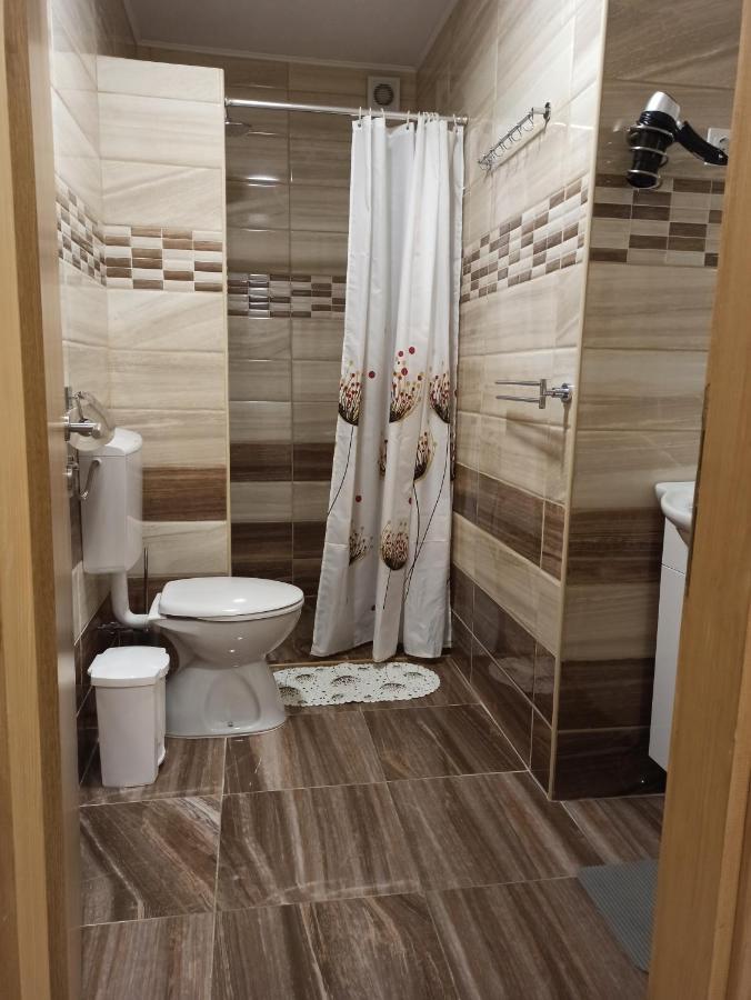 Studio Apartments Una Korenica Luaran gambar