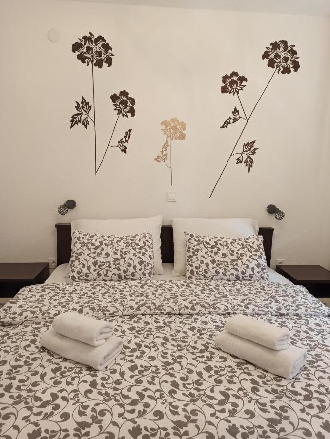 Studio Apartments Una Korenica Luaran gambar
